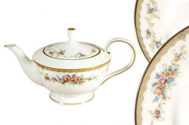 Чайник  с крышкой Наслаждение